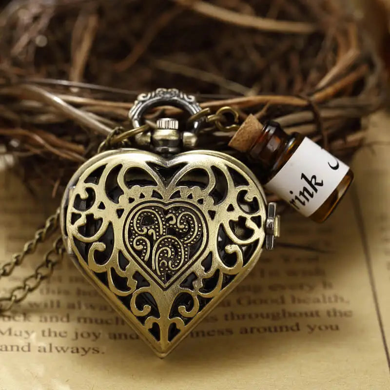 Bronze Heart-Shaped Pocket Watch Necklace Small Bottle Drink Me Alice In Wonderland Quartz Pocket Watch chains pendent gifts