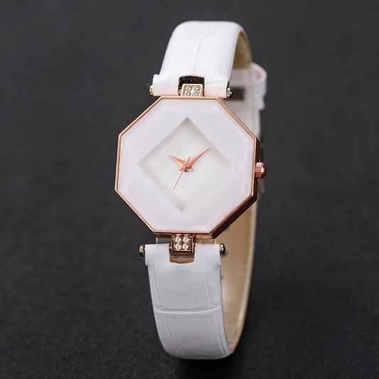 FASHION WOMEN'S QUARTZ WATCHES WITH LEATHER BAND