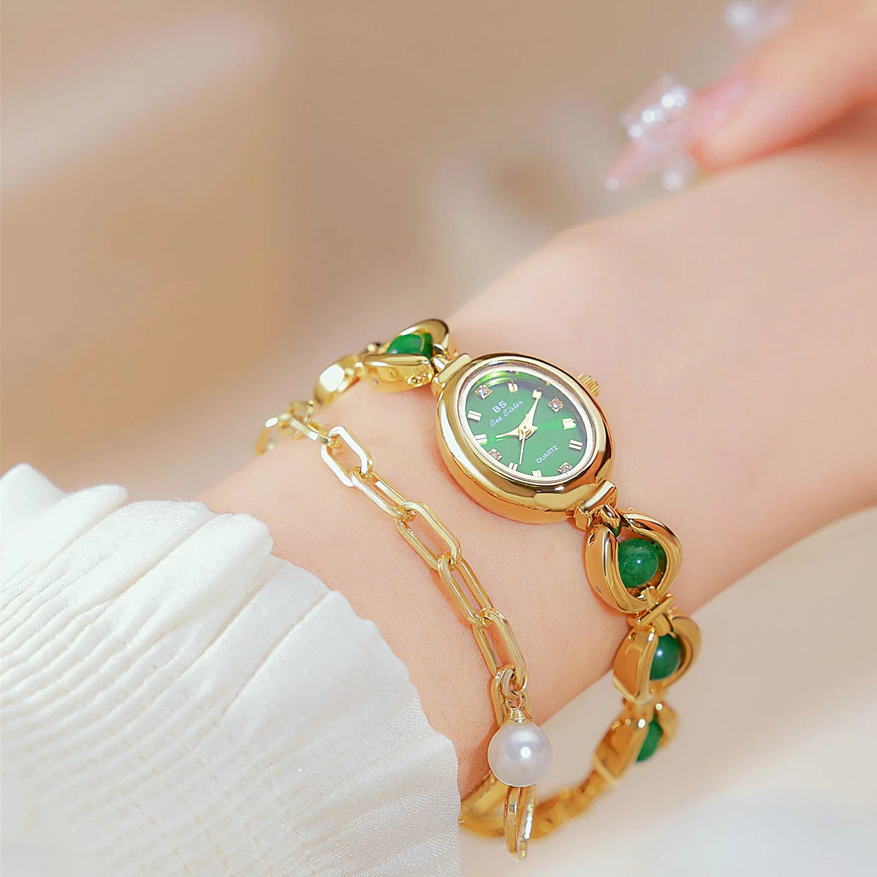 Montre pour femme UTHAI Marque de luxe légère Bracelet en cristal de jade vert Bracelet de mode féminine polyvalent Montres à quartz